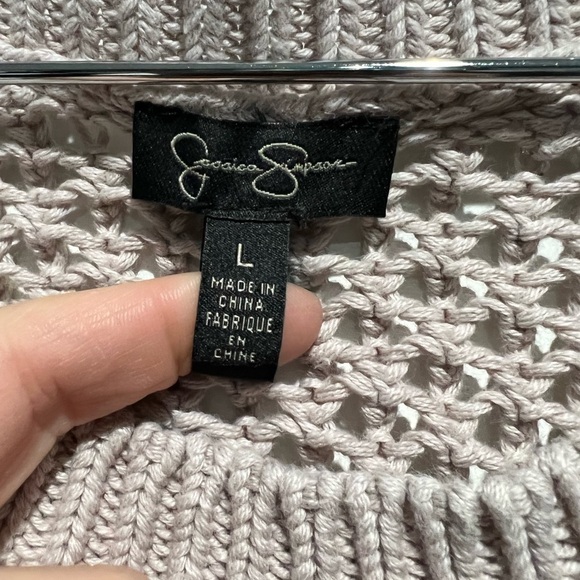 JESSICA Simpson. Sweater. Size large. - Picture 3 of 3